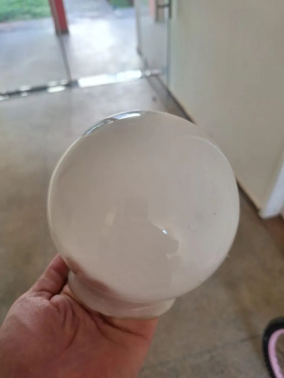 Globo Acrilico Leitoso 10cm Boca - Sem Colar e sem Lâmpada - Foto 2