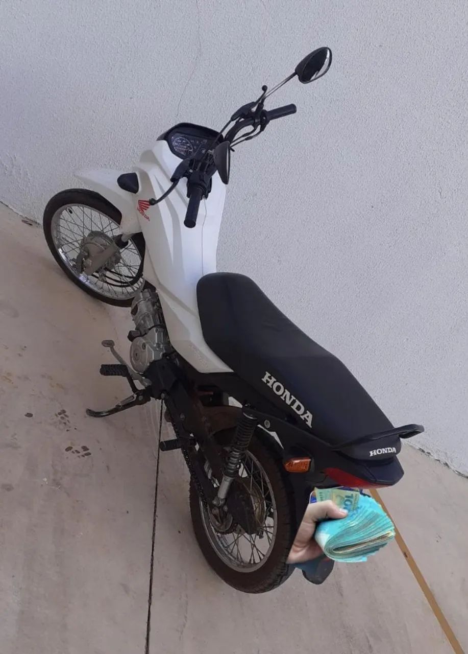 Vendo moto 