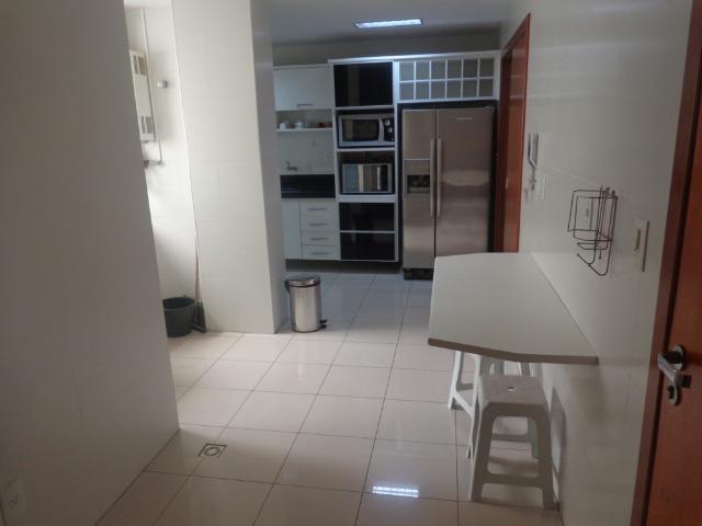 Cobertura C/piscina e churrasqueira p/ 15 pessoas, 3 Suítes C/Ar cond - Foto 20