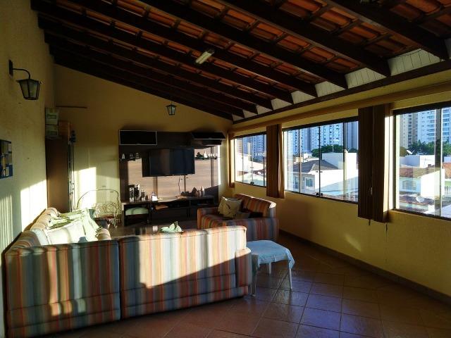 Excelente Sobrado QE 28 Guará 2, 5 suítes, 5 vagas de garagem cobertas + lazer - Foto 8