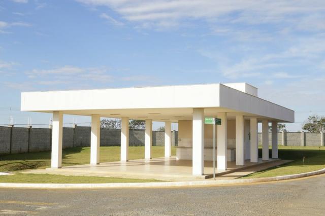 Cansado de pagar aluguel??Venha Construir a sua Casa! Lotes a prestação em cond. fechado - Foto 9