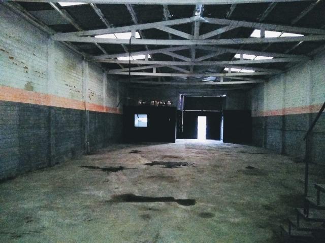 Galpão comercial - 300m² aluga/vende - Foto 5