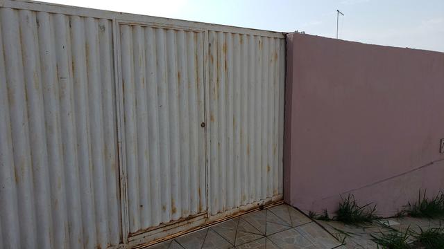 Casa simples com iptu 3quartos lote 270m2 rua 8vila São José Vicente Pires - Foto 13