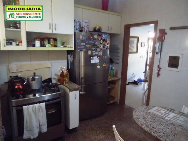 Casa duplex em condomínio - Foto 4
