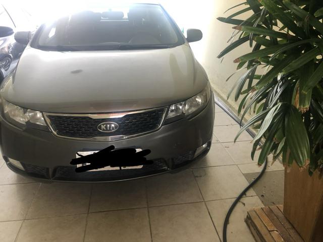 Vende KiA cerato 1.6 - Foto 8