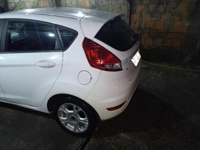 New Fiesta Hatch SEL - 39.000 Km em Macaé - R$ 40.000,00 - Aceito moto na negociação - Foto 3
