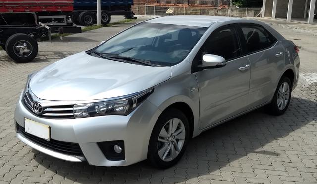 Toyota Corolla Gli 1.8 ano 2015 extra - Foto 3
