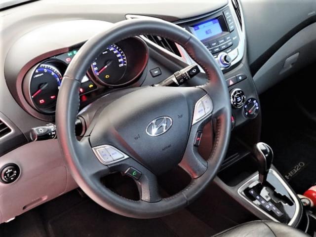HYUNDAI HB20 PREMIUM 1.6 FLEX 16V AUT. 2015 - Foto 3