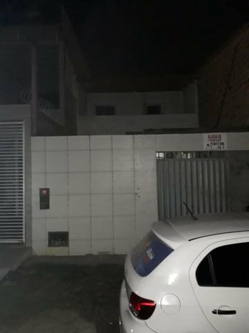Aluga casa em cabucu