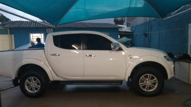 Caminhonete L200 Tritom R$ 87.000,00 - Foto 5