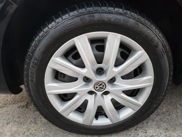 Volkswagen Fox TREND 1.0 8V FLEX 4P 4P - Foto 13