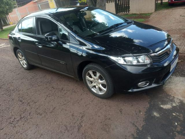 Civic - Foto 2