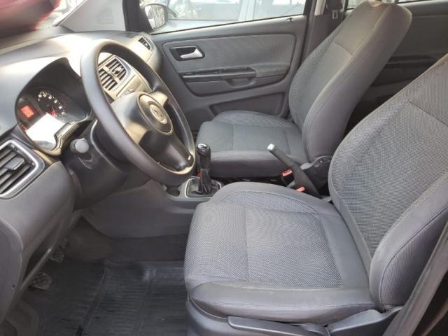 Volkswagen Fox TREND 1.0 8V FLEX 4P 4P - Foto 10