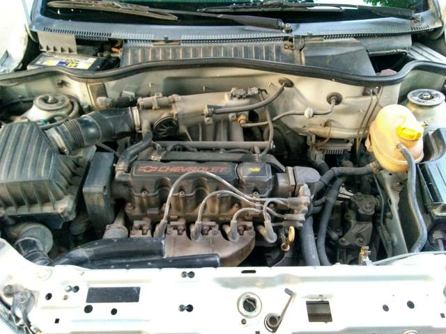 Corsa Sedan Prata 1.0 - Foto 6