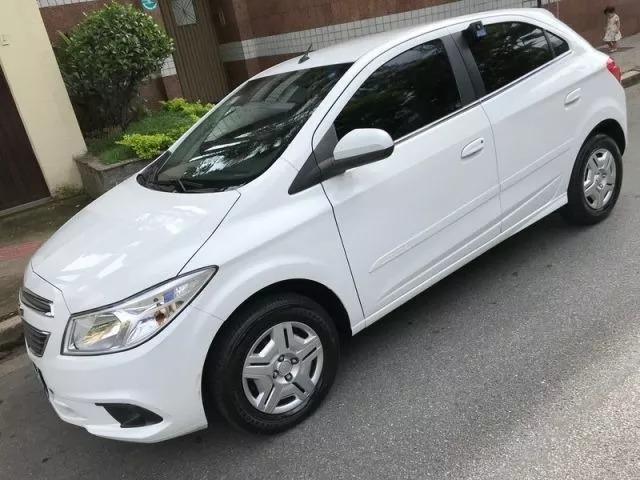 Onix Hatch Joy 1.0 8V Flex 5p Mec - 2018 - Foto 3