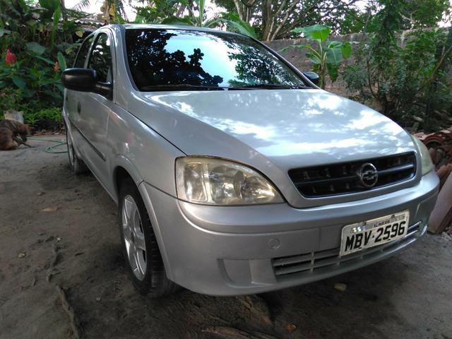 Corsa Sedan Prata 1.0