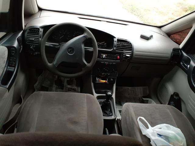 Zafira 2.0 8 vauvola 7 lugares - Foto 8