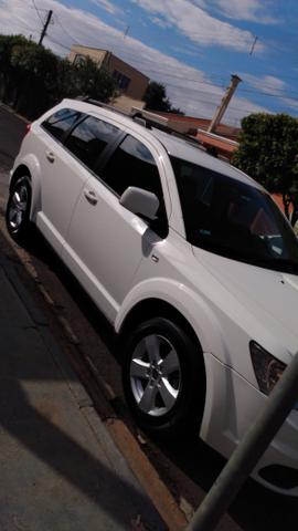 Carro muito novo