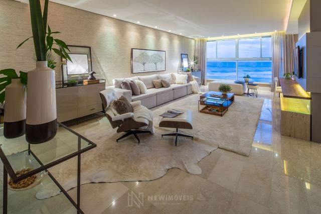Apartamento com 4 Suítes na Praia Brava
