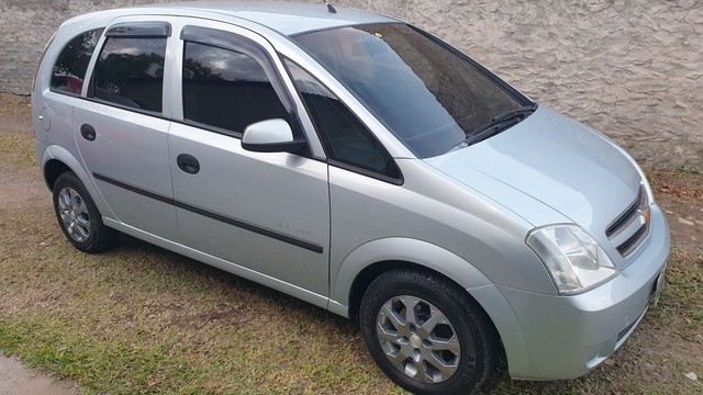 VENDO MERIVA EASYTRONIC 2011