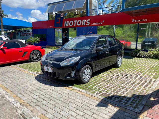 FIESTA SEDAN 2011