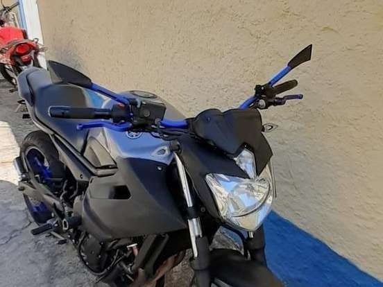 VENDO YAMAHA XJ6 ZERO