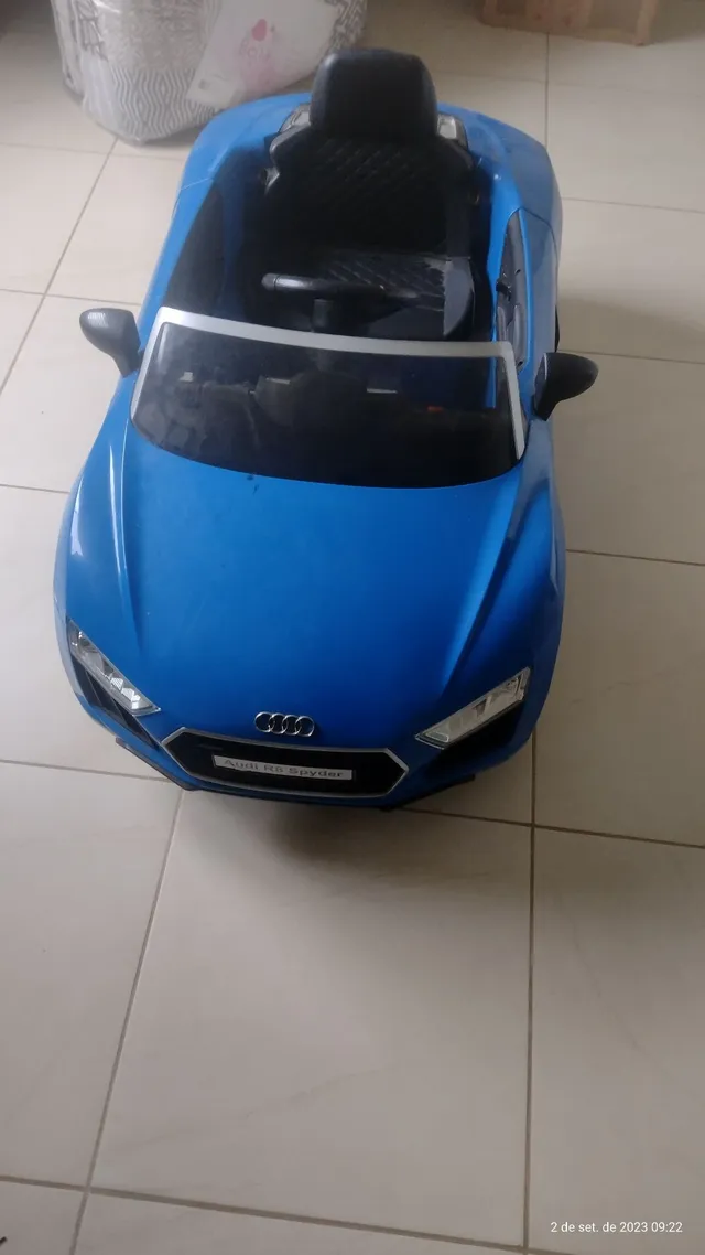 Aluguel Mini Carro Elétrico Infantil com Controle Remoto Audi 12v