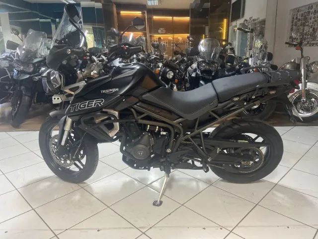 Triumph  -Tiger 800 XRT  - Foto 2