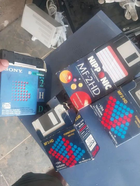 Disquetes antigos MF2-HD - Foto 3