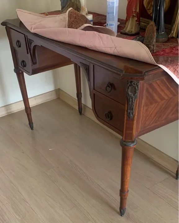 Móvel Antigo em Madeira - Foto 2