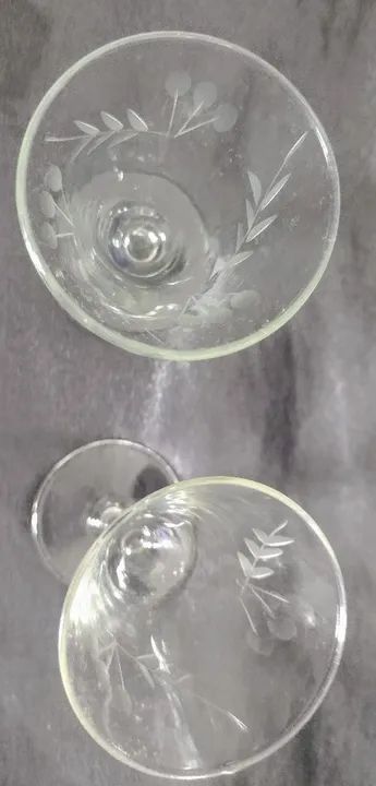 Lote com 6 taças de vidro antigas vintage, relíquia familiar  - Foto 3