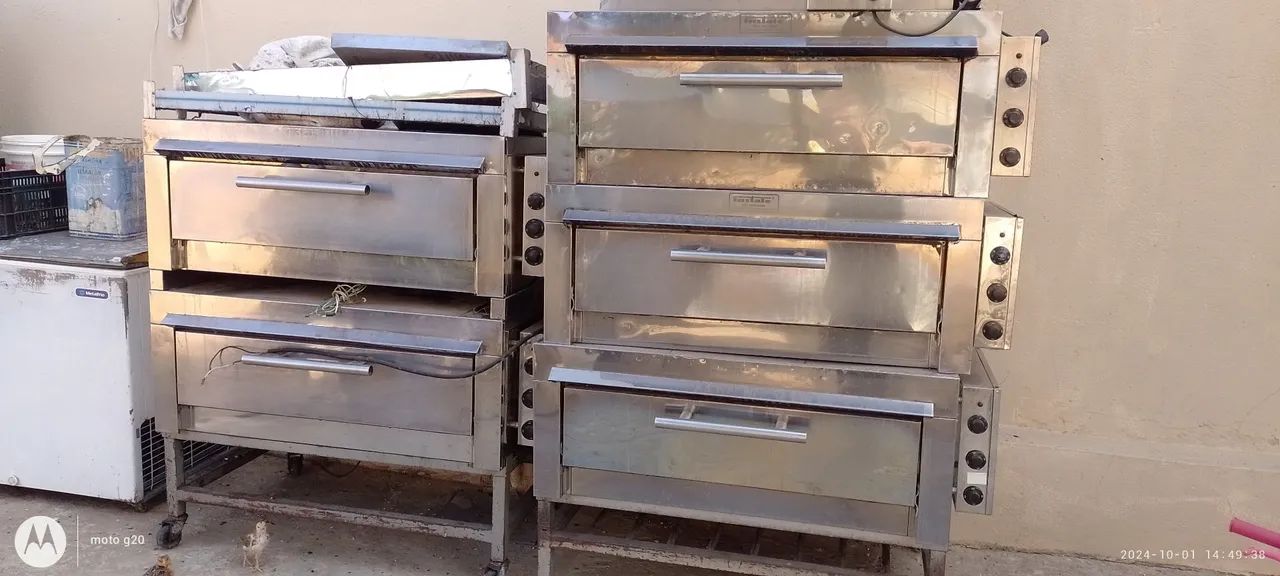 FORNO ELÉTRICO 220V MUITO CONSERVADO!! NÃO TEM PEDRAS SÃO TODOS DE LANCHONETE . - Foto 3