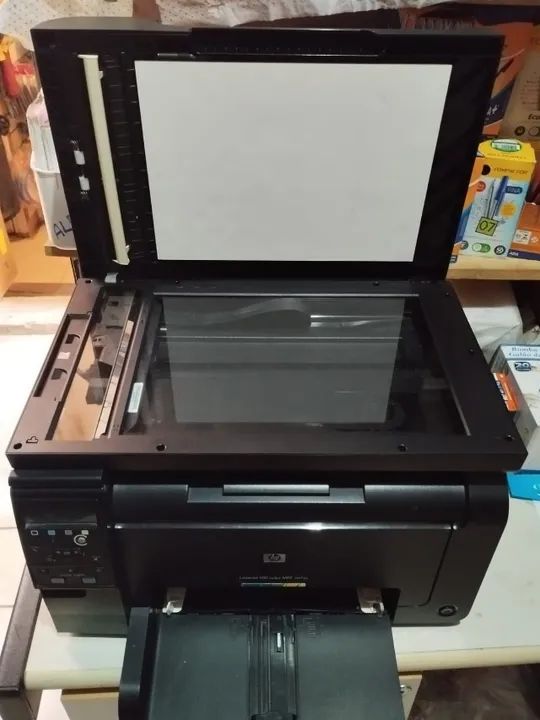 Impressora HP laser jet 100 color - Foto 2