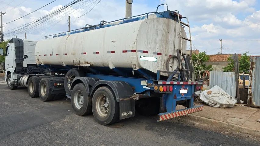 Volvo FH 12 380 ano 2003 trucado 6x2 engatado carreta tanque 2 eixos - Foto 2