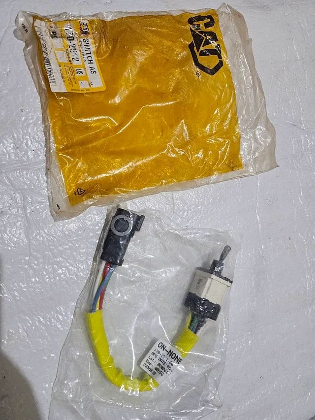 Escavadeira caminhao fora estrada carregadeira caterpillar switch novo original 1702512 - Foto 6