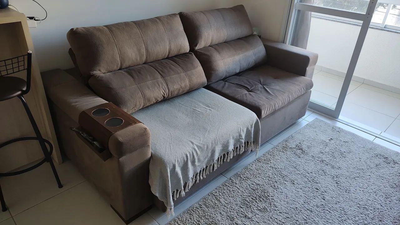 Sofá cama confortável - usado