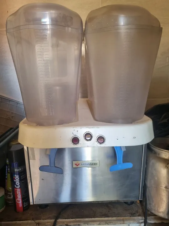 Dispensador de água Venancio 2 bicos