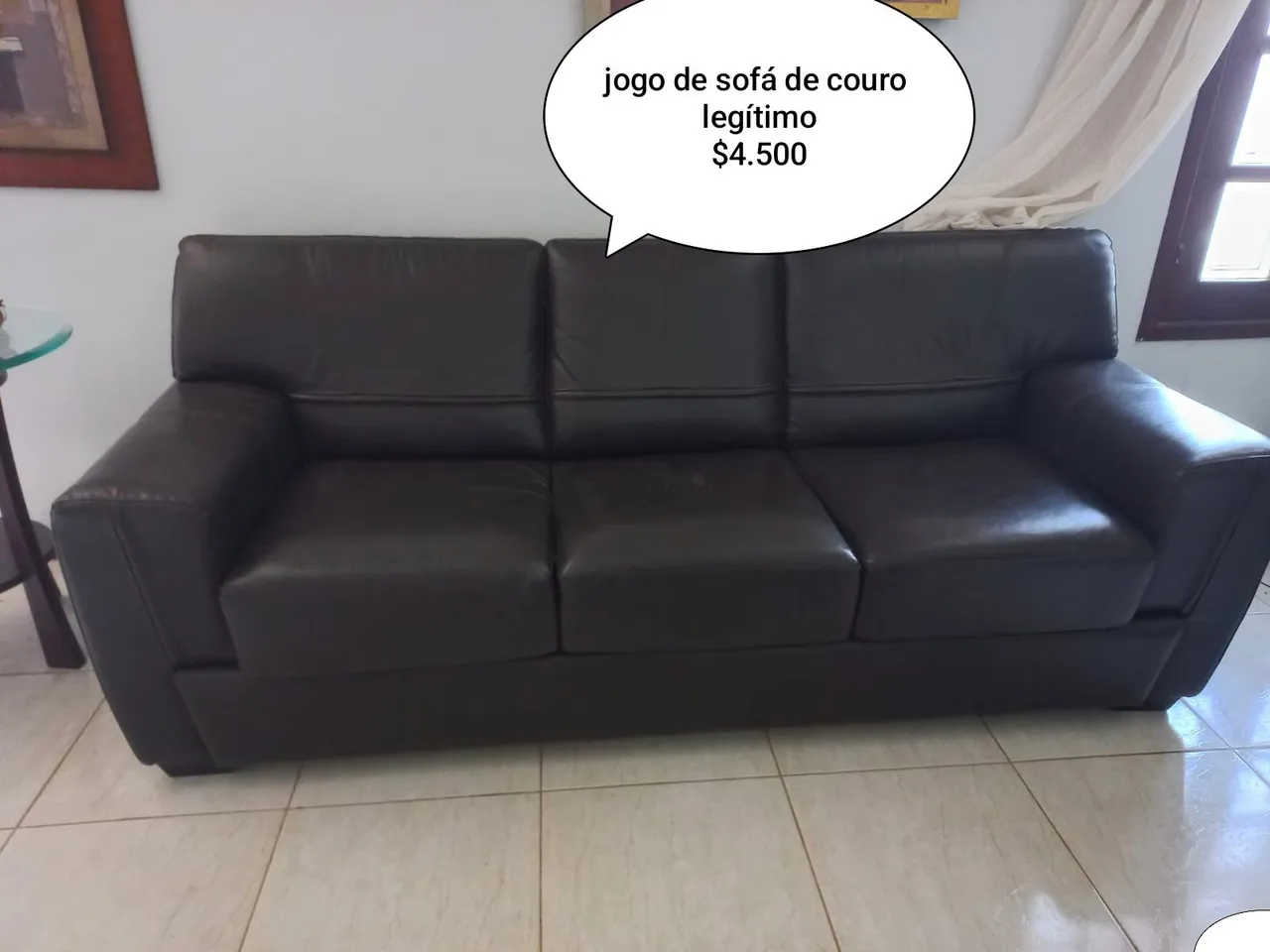 Sofá de Couro Legítimo 3 Lugares
