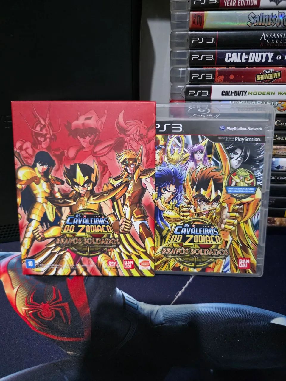 Os cavaleiros do Zodiaco Bravos Soldados Ps3 Versão com luva