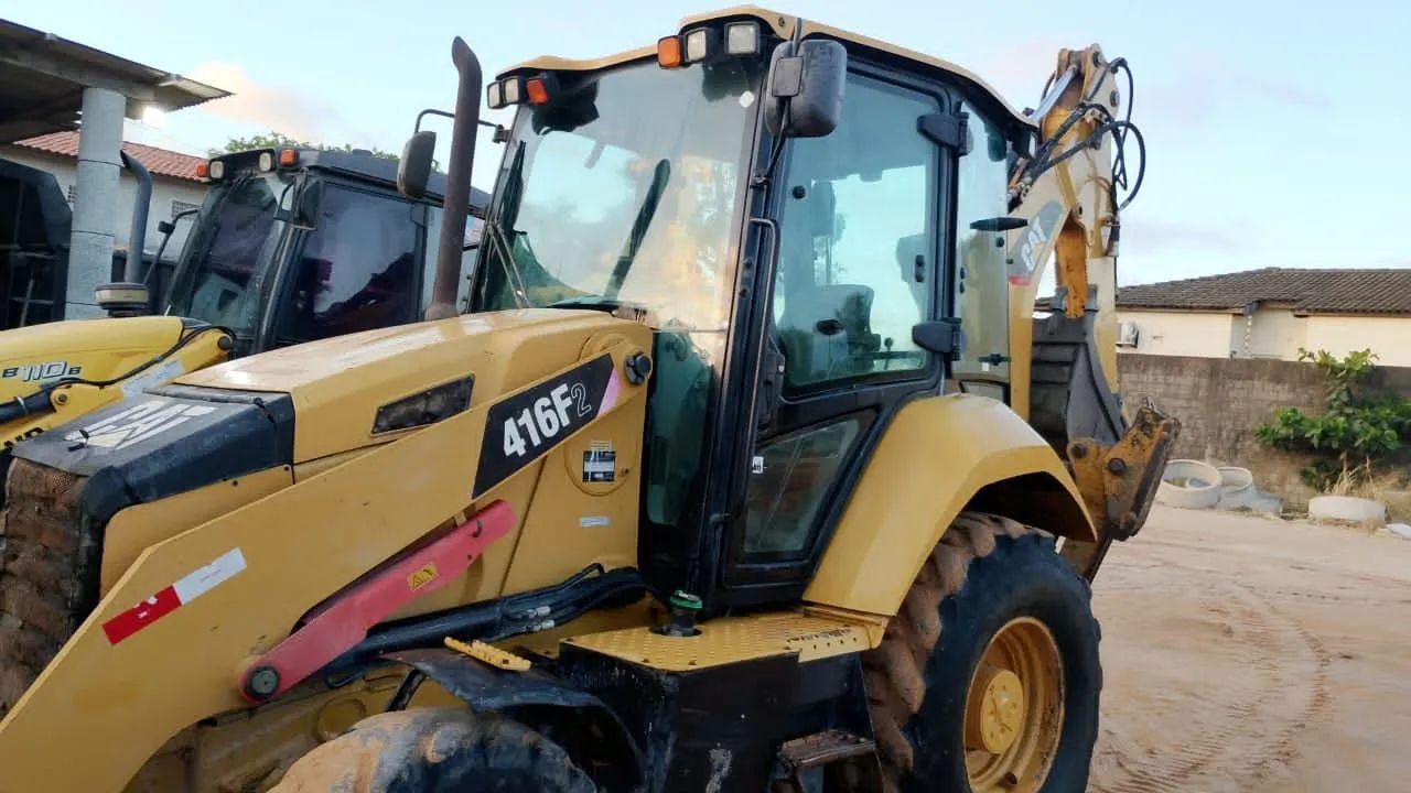 Retro caterpillar 416F2 ano 2018 - Foto 2