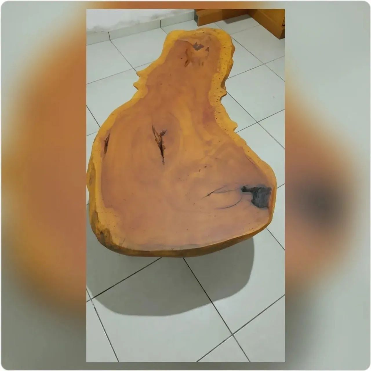 Mesa de Centro Rústica em Madeira Maciça - Foto 4