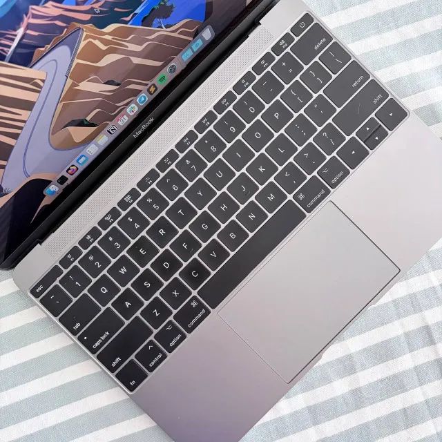 Apple MacBook 12インチ　2017年　Core i5 8GB MacBook (Retina, 12 polegadas, 2017) - Especificações técnicas