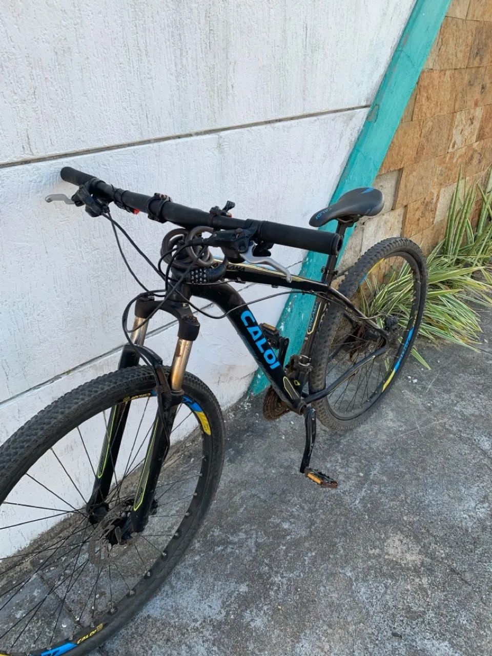 Mountain Bike Caloi Atacama Aro 29 - Seminova - Foto 4