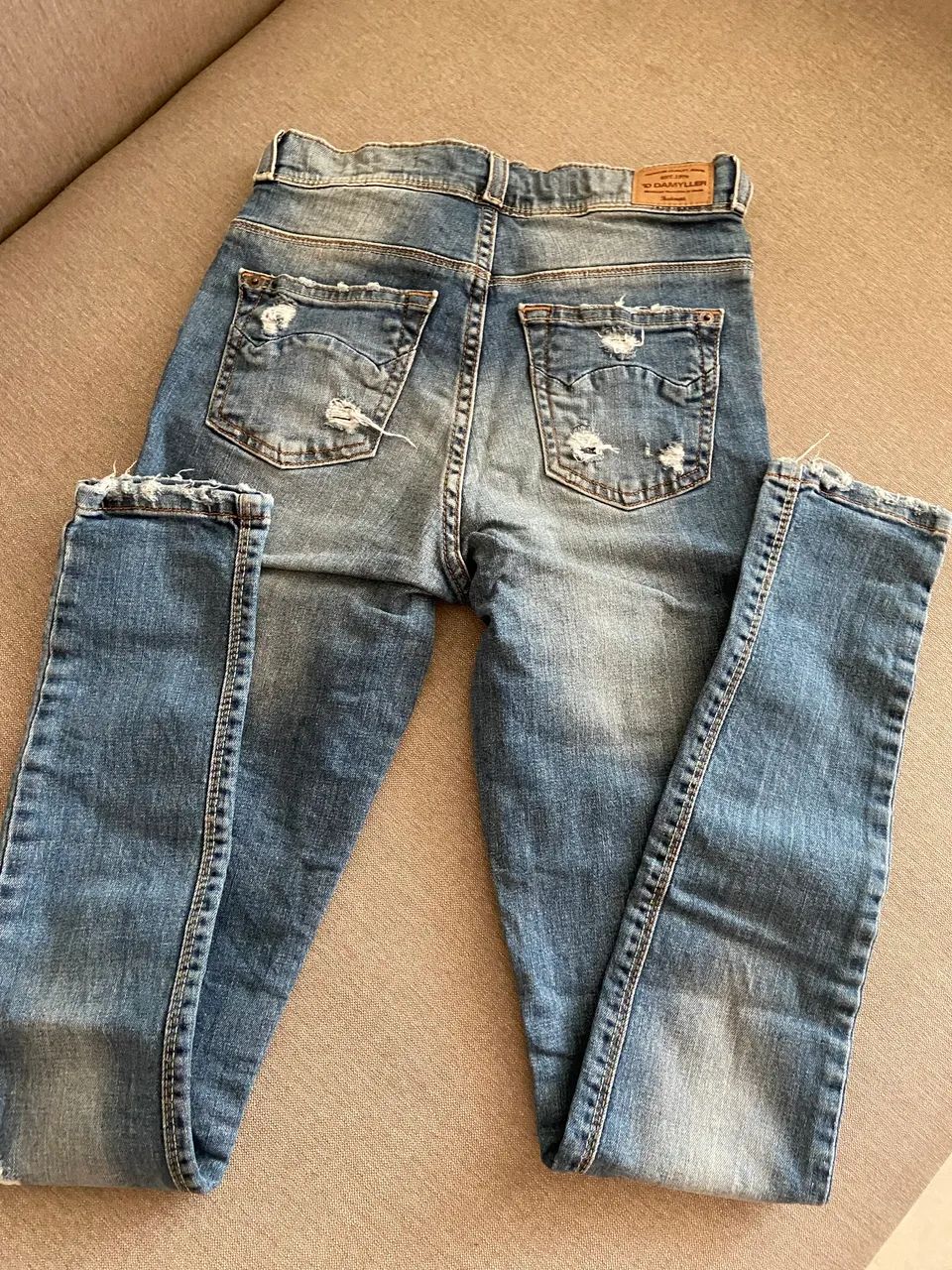 Calça jeans tamanho 34 - Foto 3