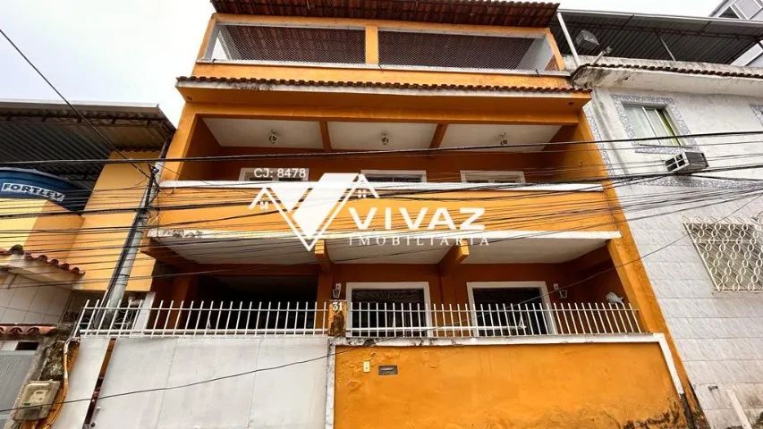 Casa Triplex com 02 Quartos 03 Banheiros Terraço com Espaço Gourmet e Garagem