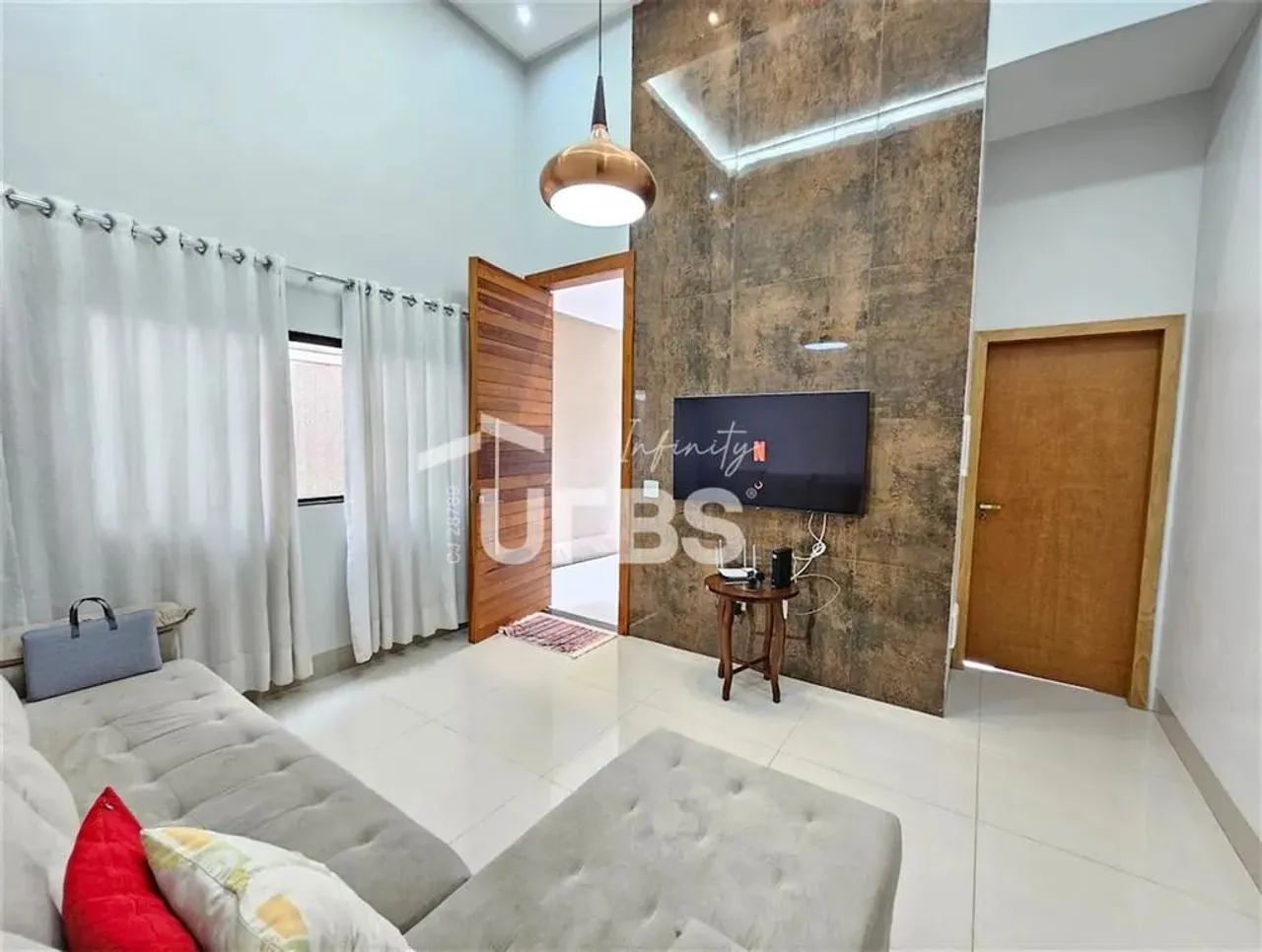 Casa térrea 3 quartos Moinho dos Ventos