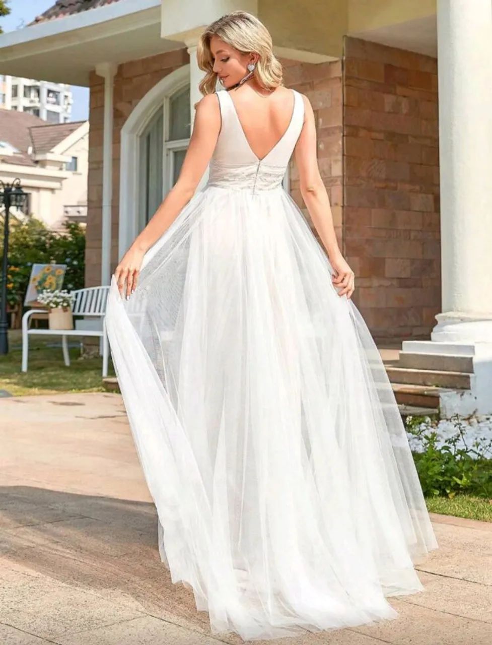 Vestido de Noiva Branco Elegante -  M - Foto 2