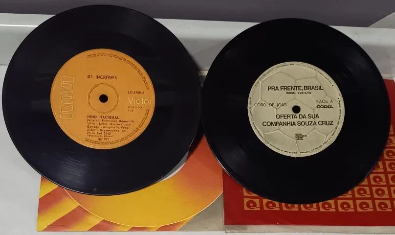 Discos Compactos Vinil - Pra Frente Brasil e Os Incriveis - Raridades - Para Colecionador - Foto 6