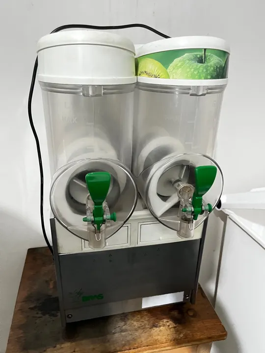 Máquina de Frozen / raspadinha - Bras Sucos