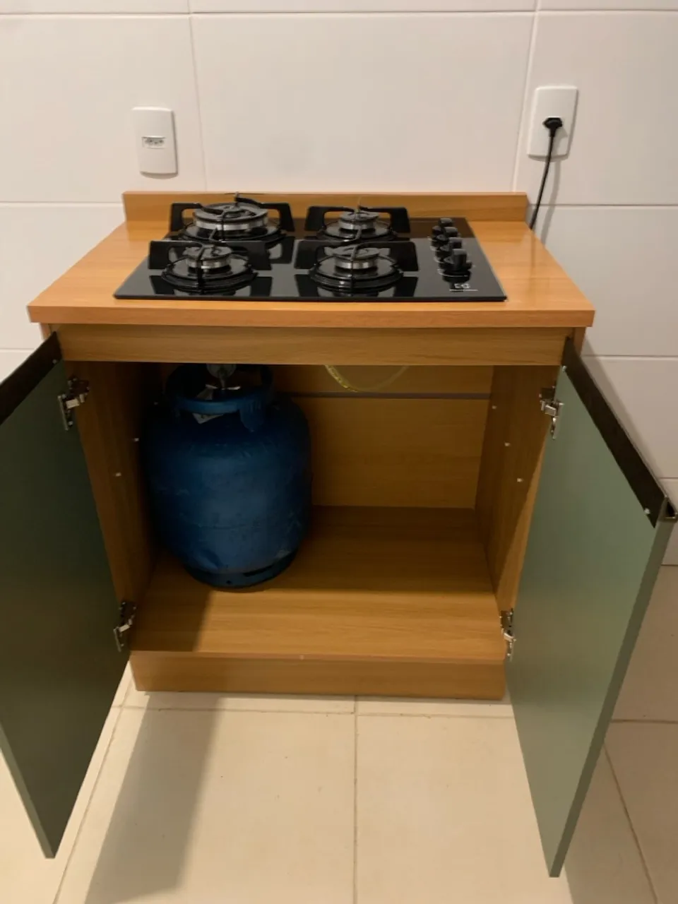 Cooktop a gás com gabinete